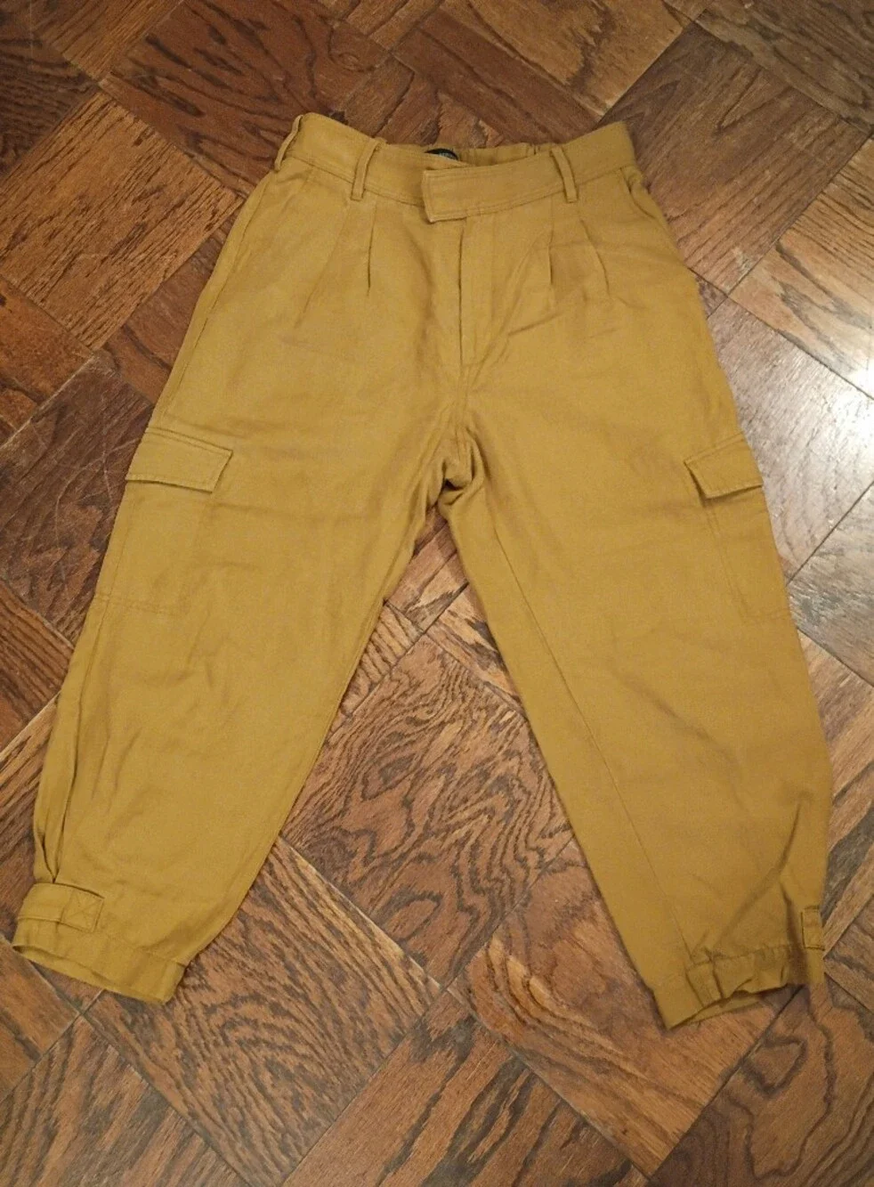 Banana Republic Tencel Linen Cargo Pants Tan Brown Size 8S Short Cropped Barrel